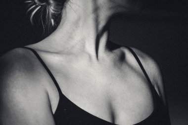 Kadın boynu ve dcollet yakın çekim