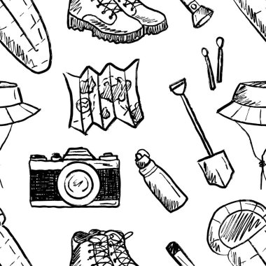 Siyah fırça darbesi desenli seyahat aksesuarları beyaza izole edilmiş. Klasik kömür mürekkebiyle elle çizilmiş vektör çizimi. Uyku tulumu, kamp, kamera, harita tasarımı