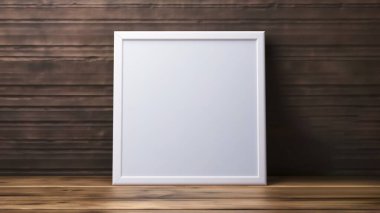 Masanın üzerinde beyaz tahta var. Masadaki boş çerçeve. Beyaz boş tahta şablonu