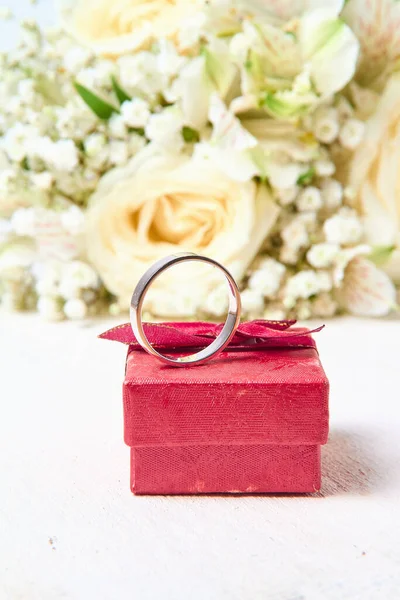 Silver Ring Stands Red Gift Box Bouquet Flowers White Textured — Stock Photo, Image