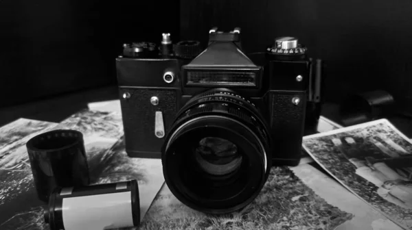 Παλιά Vintage Κάμερα Ρολά Του Φιλμ Παλιά Κοντινά Πλάνα Κυμαινόμενη — Φωτογραφία Αρχείου