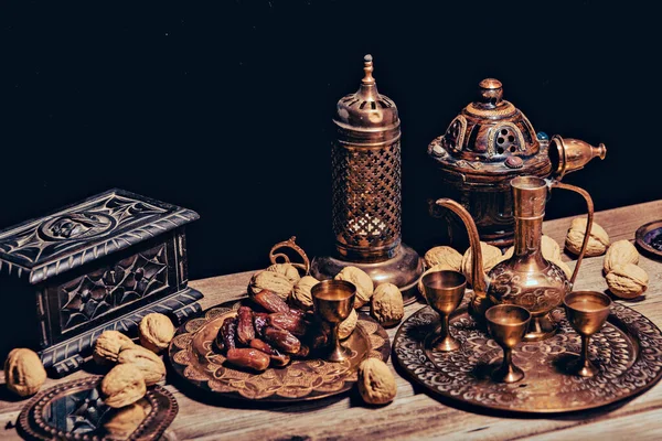 Αραβική Κουζίνα Παραδοσιακό Γεύμα Στη Μέση Ανατολή Είναι Επίσης Ραμαζάνι — Φωτογραφία Αρχείου