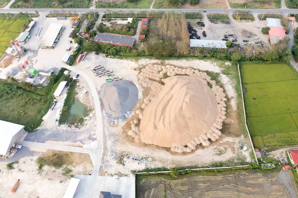 Stapel Zand Rots Grind Site Betonnen Plant Lucht Uitzicht Hout — Stockfoto