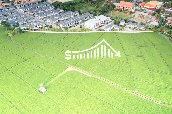 Land Landscape Green Field Aerial View Include House Building Bar — Stock Photo, Image