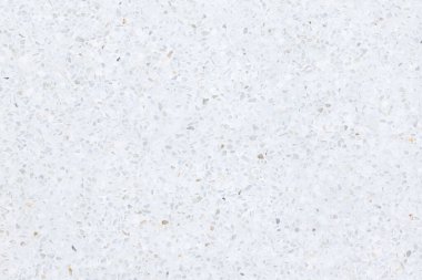 Terrazzo 'nun zemini pürüzsüz. Parlak parlak beyaz bir görünüm. Betonla karıştırılmış mermer çakıl. İç dekorasyon için pürüzsüz bir yüzey, mimari tasarım. Arkaplan için uygun.