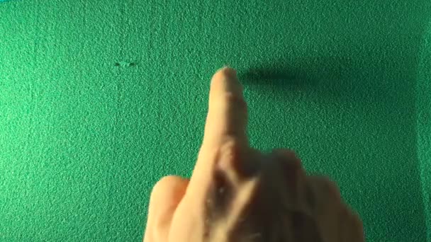 Hand Drawing Euro Currency Symbol Green Sand Male Hand Writes — Stockvideo