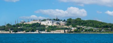 Topkapı Sarayı, Osmanlı Sultanlarının evi, mavi Boğaz 'dan panaromik görüş - İstanbul, Türkiye