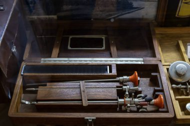 Kateterizasyon ve işletim sistemlerini inceliyorum..