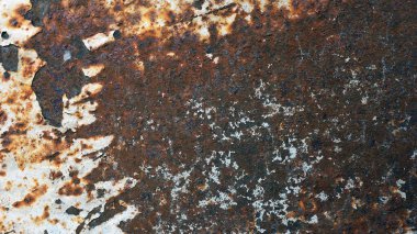 Eski demir bir çarşaf. Eski çatlak boya. Paslı metal yüzey. Paslı çelik. Eski tarz. Paslı demir. arkaplan ve metin için. Yakın plan. Oksitlenme, yıkım. aşınmış yüzey