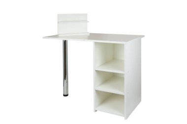 Açılmış durumdaki beyaz izole edilmiş arka planda rafı olan masa dönüştürücüsü. Katlanan beyaz mobilya.