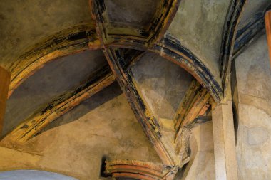 Kemerli ortaçağ tavanı. Seçici odak ve kopyalama alanı olan arkaplan