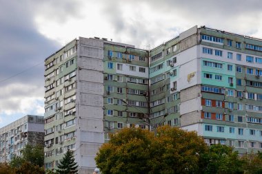 28 Eylül 2021 Balti Moldova Şehri sokağı. İllüstrasyon başyazısı. Şehrin tanınabilir turistik manzarası. Metin için kopyalama alanı olan arkaplan