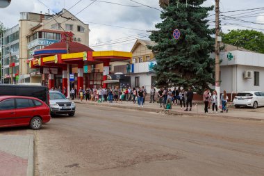 18 Haziran 2021 Balti Moldova Şehri sokağı. İllüstrasyon başyazısı. Şehrin tanınabilir turistik manzarası. Metin için kopyalama alanı olan arkaplan