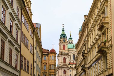 Eski klasik kilise. Seçici odak ve kopyalama alanı olan arkaplan