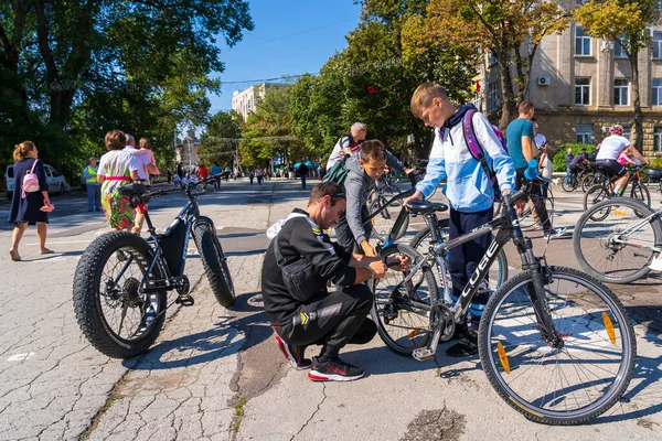 Septembre 2022 Balti Moldova Rassemblement Masse Cyclistes Amateurs Dans Ville — Photo