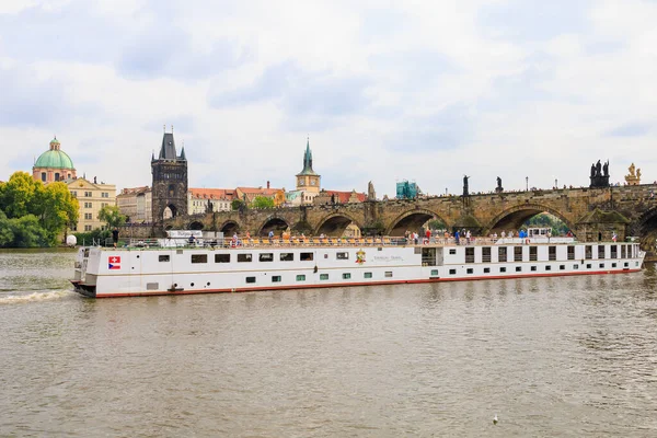 August 2022 Prague Czech Republic Pleasure Boat Vltava River Background — Photo