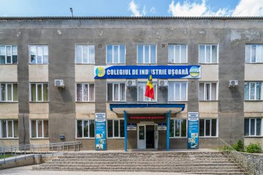 17 Mayıs 2022 Balti Moldova. Eyalet Işık Endüstrisi Üniversitesi. İllüstrasyon başyazısı. Arkaplan