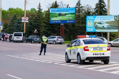 1 Mayıs 2022 Balti Moldova. Polis arabası. Kopya alanı ile illüstrasyon düzenleyici arkaplan