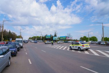 1 Mayıs 2022 Balti Moldova. Polis arabası. Kopya alanı ile illüstrasyon düzenleyici arkaplan