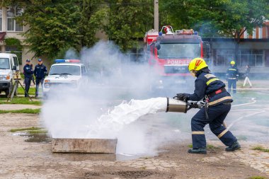23 Eylül 2022 Balti Moldova. Resimli editör geçmişi. İtfaiye tatbikatları.