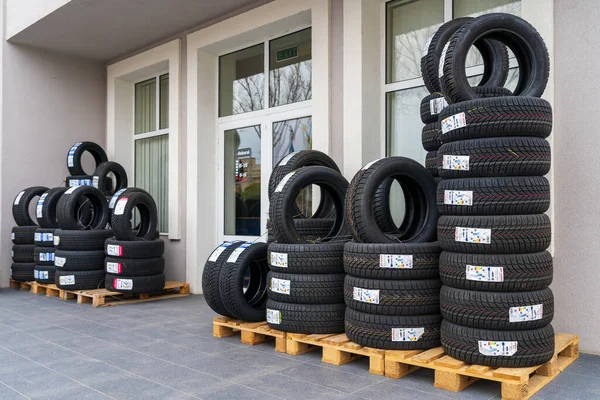 November 2022 Balti Moldova Car Tires Tire Change Season Illustrative —  Fotos de Stock