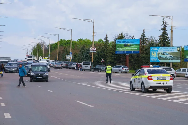 1 Mayıs 2022 Balti Moldova. Polis arabası. Kopya alanı ile illüstrasyon düzenleyici arkaplan