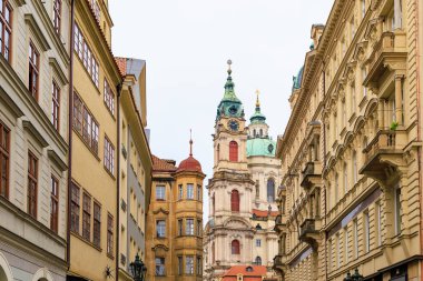 Eski klasik kilise. Seçici odak ve kopyalama alanı olan arkaplan