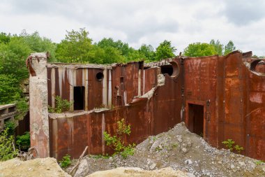 Terk edilmiş gizli nükleer sığınak. Soğuk Savaş Komuta Merkezi, nesne 1180. Seçici odaklı arkaplan