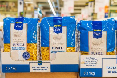 7 Temmuz 2022 Beltsy, Moldova. Resimli editör kullanımı için. Pakette İtalyan makarnası.