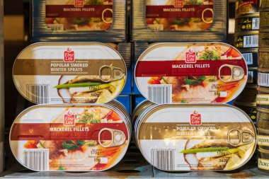 19 Eylül 2022 Beltsy, Moldova. Resimli editör kullanımı için. Konserve balık..