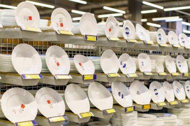 6 Nisan 2023 Beltsy, Moldova. Resimli editör kullanımı için. Ev ve restoranlar için tabaklar.