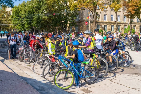 September 2022 Balti Moldova Mass Gathering Amateur Cyclists City Illustrative — Stock Photo, Image