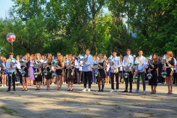 Mei 2022 Balti Moldavië Schoolkinderen Aan Lijn Voor Laatste Bel — Stockfoto