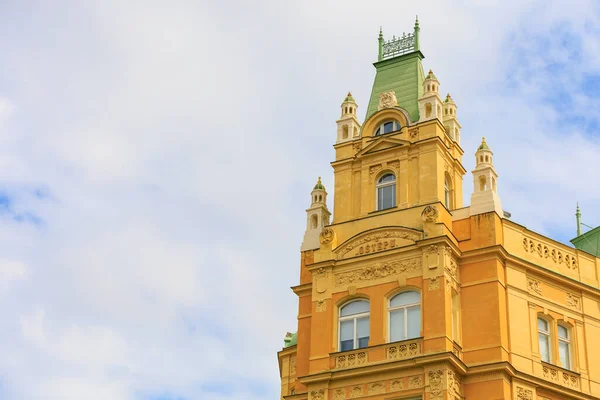 Ağustos 2022 Prag Çek Cumhuriyeti Eski Klasik Avrupa Mimarisinin Evleri — Stok fotoğraf