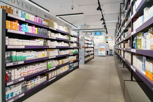 Gran Supermercado Farmacia Marzo 2023 Beltsy Moldova Para Uso Editorial Imagen De Stock