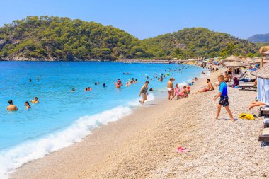 11 Ağustos 2023 Oludeniz Turkey. Resimli editör kullanımı için. Meşhur popüler Oludeniz plajı