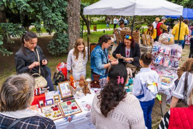 22 Mayıs 2022 Beltsy, Moldova. Resimli editör kullanımı için. Halk sanatı ürünleri.