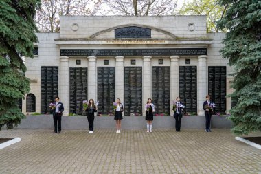 9 Mayıs 2023 Beltsy, Moldova. Resimli editör kullanımı için. Ebedi Zafer Anıtı