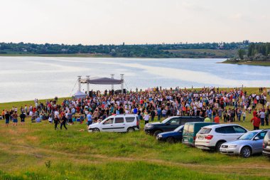12 Haziran 2022 Duruitoara Moldova. Resimli editör kullanımı için. Halk halk müziği festivalini açıyor