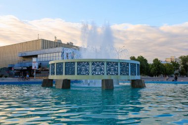 18 Temmuz 2022 Beltsy, Moldova. Resimli editör kullanımı için. Şehir Çeşmesi