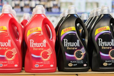 11 Ekim 2023 Beltsy, Moldova. Resimli editör kullanımı için. Perwoll Sıvı Tozu