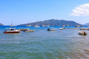 6 Ağustos 2023 Marmaris Turkey. Resimli editör kullanımı için. Şehir Deniz Koyu