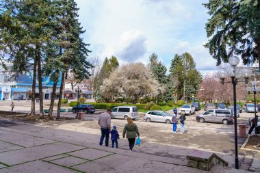 26 Mart 2023 Beltsy, Moldova. Resimli editör kullanımı için. Şehirde ilkbahar.