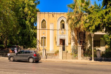 7 Ağustos 2023 Rodos Yunanistan. Resimli editör kullanımı için. Eski Yunan binaları, arka plan