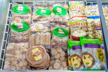 20 Aralık 2022 Beltsy, Moldova. Resimli editör kullanımı için. Donmuş yarı bitmiş ürünler