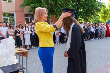 30 Mayıs 2023 Beltsy, Moldova. Resimli editör kullanımı için. Mezunlar için mezuniyet töreni