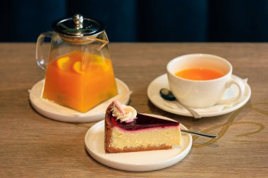 15 Eylül 2022 Beltsy, Moldova. Resimli editör kullanımı için. Meyve çayı için kek ya da tatlı.