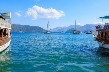 6 Ağustos 2023 Marmaris Turkey. Resimli editör kullanımı için. Şehir Deniz Koyu