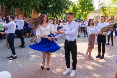 30 Mayıs 2023 Beltsy, Moldova. Resimli editör kullanımı için. Okul balosu.