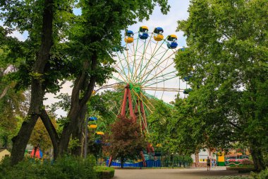 30 Ağustos 2023 Beltsy veya rom. Balti Moldova, illüstrasyon editörü. Şehir Dönme dolabı